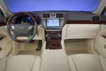 Lexus LS460L 2010 года